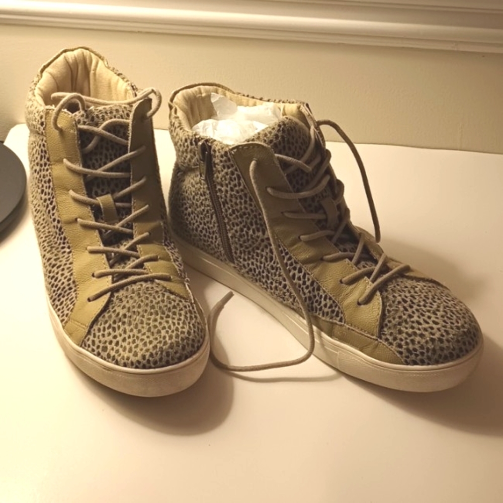 Leopard Print Suede Sneakers Size 9